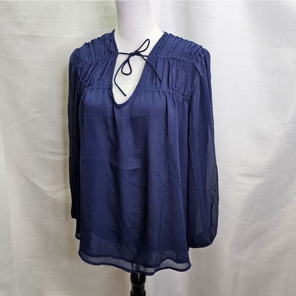 Old Navy Blue Chiffon Split Neck Blouse Size Large - Picture 3 of 11